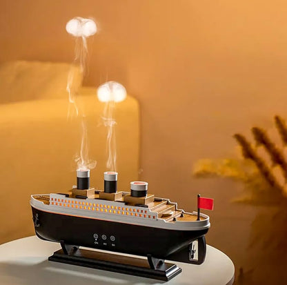 Essential oil diffuser releasing cool mist